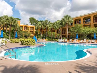 Quality Suites Universal South