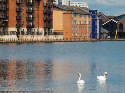 Holiday Inn Express Cardiff Bay
