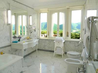 Grand Palazzo Della Fonte