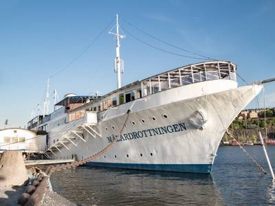 Mälardrottningen Yacht Hotel & Restaurant