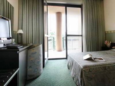 Pacific Hotel Airport