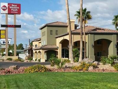 Best Western Plus A Wayfarers Inn & Suites