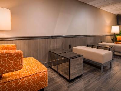 Best Western Plus Colony Inn