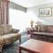 Quality Suites Downtown