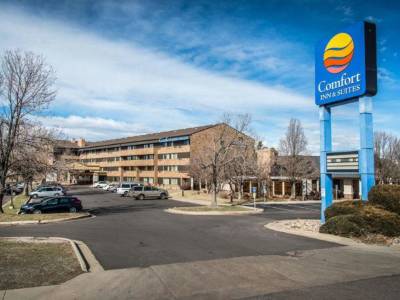 Comfort Inn & Suites Denver