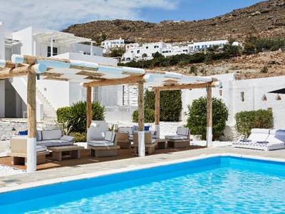 Mr and Mrs White Boutique Resort Tinos