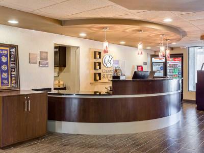 Comfort Suites University