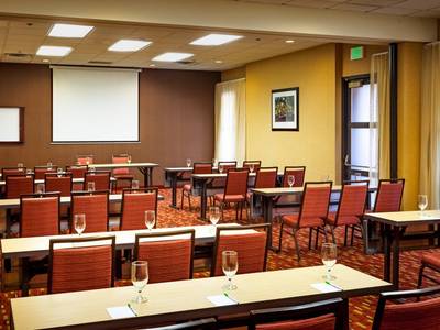 Courtyard Santa Rosa