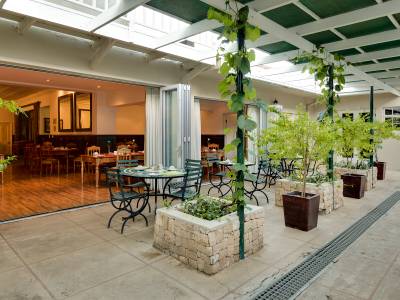 Protea Dorpshuis & Spa