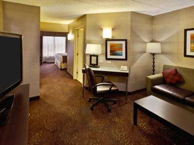 Holiday Inn & Suites Chicago Northwest - Elgin