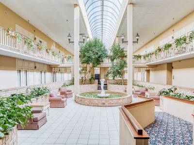 Rodeway Inn & Suites and Conference Center