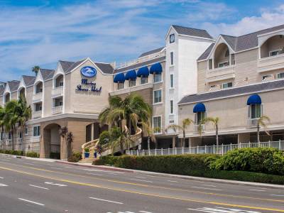 Best Western Plus Marina Shores Hotel