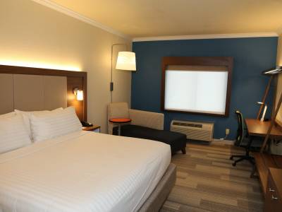 Holiday Inn Express & Suites Greenville