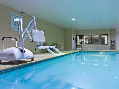 Holiday Inn Express & Suites Hermosa Beach