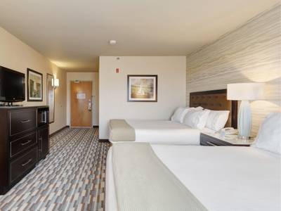 Holiday Inn Express Hotel & Suites Wareick-Providence