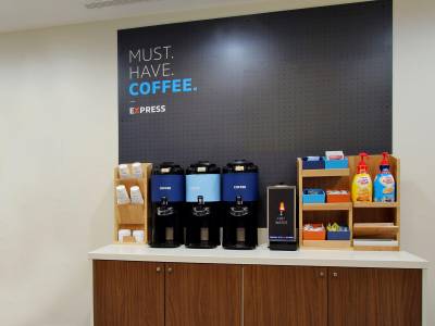 Holiday Inn Express Hotel & Suites Wheat Ridge-Denver West