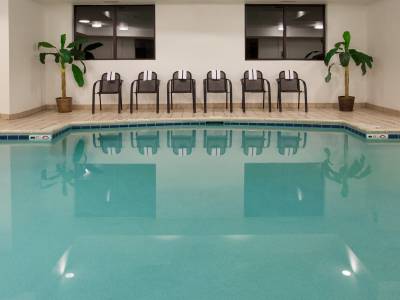 Holiday Inn Express Grove City (Outlet Center)