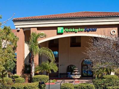 Holiday Inn Express Temecula