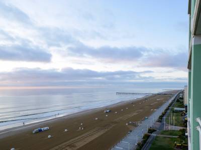 Holiday Inn Oceanside- VA Beach