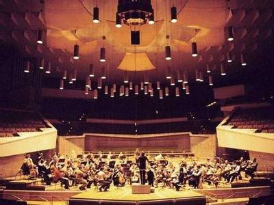 Marriott Riverside At The Convention Center