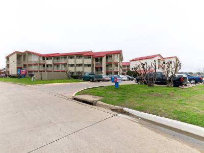 Studio 6 DFW Airport North