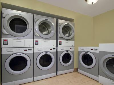 Staybridge Suites McLean - Tysons Corner