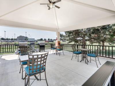 Candlewood Suites Salina