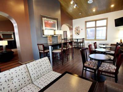 Best Western Plus CottonTree Inn