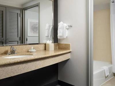 Courtyard by Marriott Capitol Hill Navy Yard