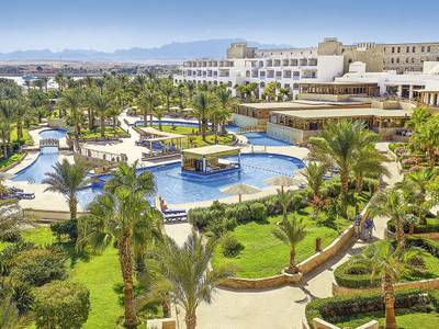 Fort Arabesque Resort & Spa, Villas & The West Bay
