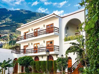 Apartamentos Frontera