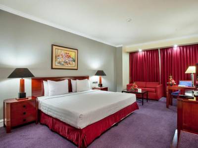 Surabaya Suites Hotel