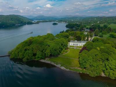 Storrs Hall On The Lake