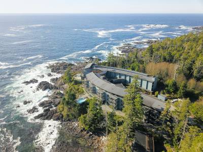 Black Rock Oceanfront Resort