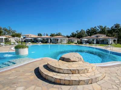 Limone Beach Village Resort