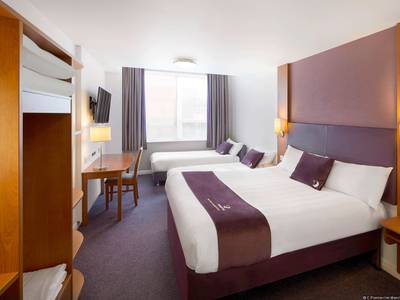 Premier Inn Manchester Airport (M56/J6) Runger Lane North