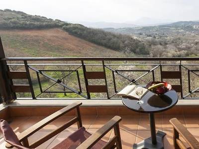 Dellas Boutique Hotel