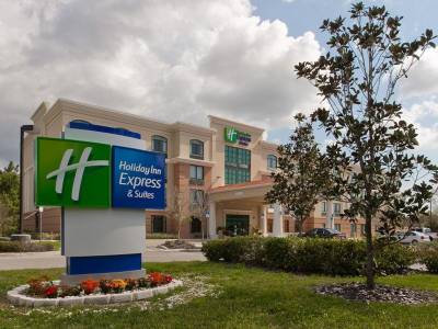 Holiday Inn Express & Suites Bradenton East-Lakewood Ranch