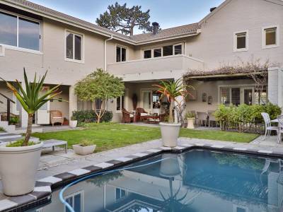 Hermanus Lodge on the Green