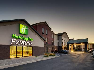 Holiday Inn Express Hotel & Suites Lebanon
