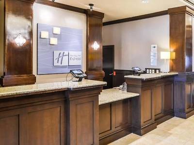 Holiday Inn Express Hotel & Suites Wichita Falls