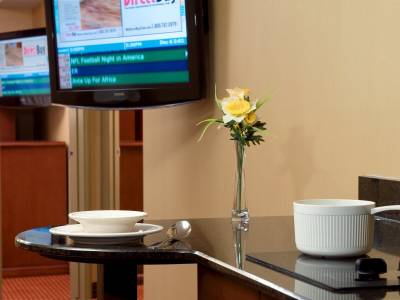 Merit Hotel & Suites