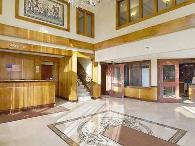 Woodbine Hotel and Suites