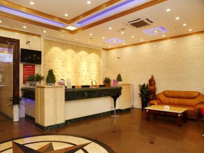 Sun Island Holiday Hotel