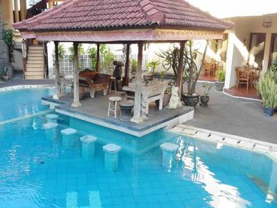 Hotel The Flora Kuta Bali