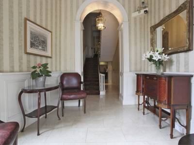 The Western Hotel & Suites