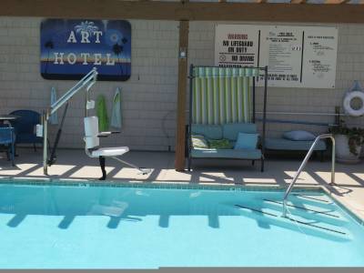 Art Hotel - Laguna Beach