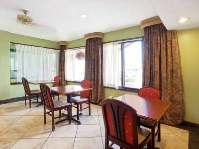 Baymont Inn & Suites Monroe (Foto)