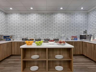 Baymont Inn & Suites Alexandria