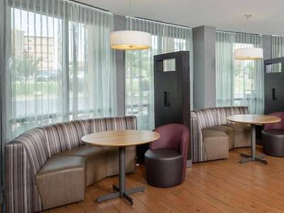 Courtyard Anniston Oxford